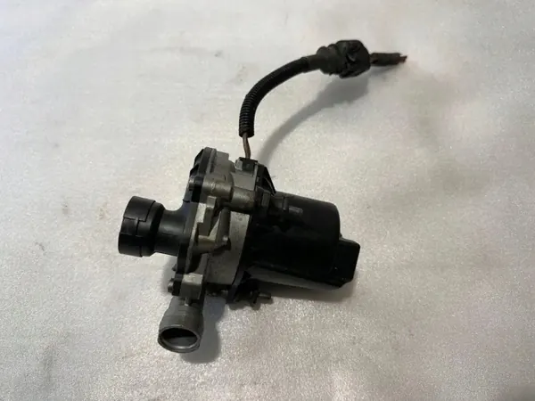 Bomba de ar secundário OEM 70363505 para Audi A6 S6 C7 image 2