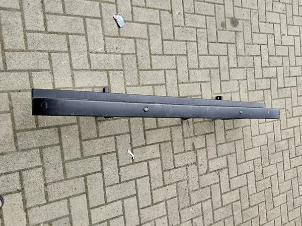 OEM 5801565332 Marchepare-choc arrière pour Iveco Daily 35S16 image 3