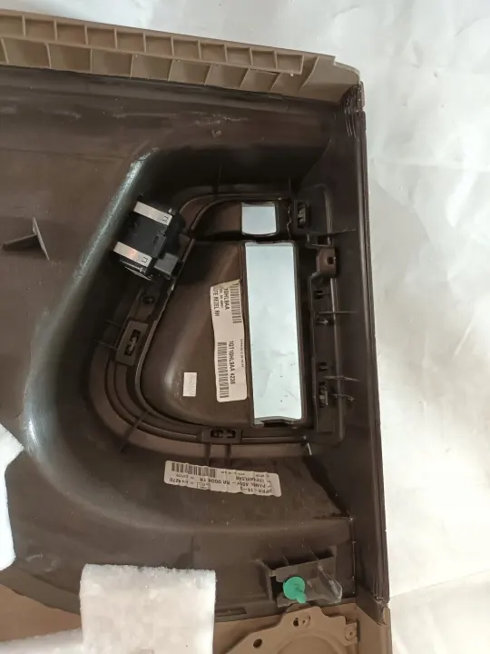 OEM 1QT11HL9AA Tapicería Puerta Trasera I+D image 4