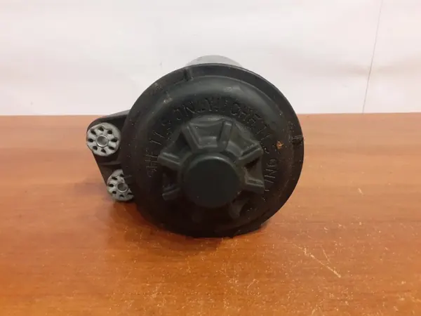 Réservoir direction assistée BMW X5 E70 OEM 12549 image 6