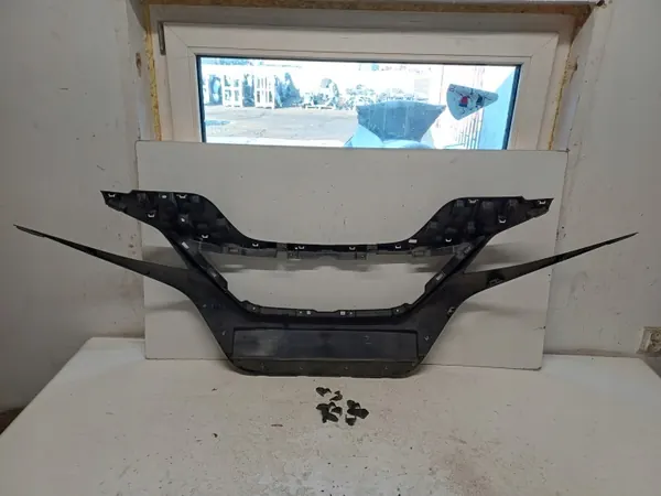 Nissan Leaf 2 Grillituki OEM 620706WK6A image 6