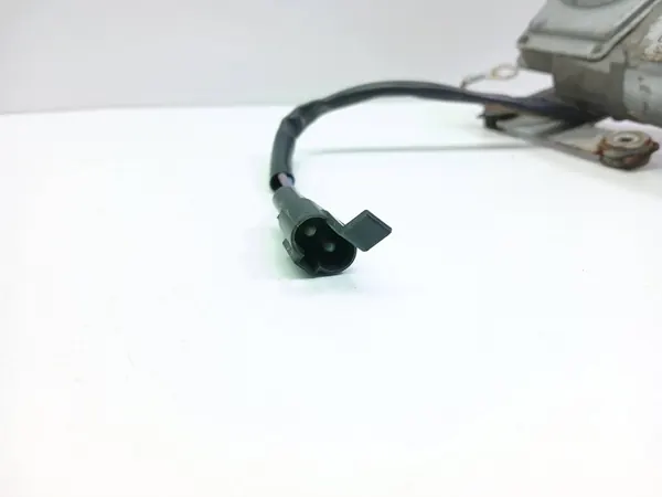 Heckscheibenwischermotor rechts Opel Omega B1 1994 image 4