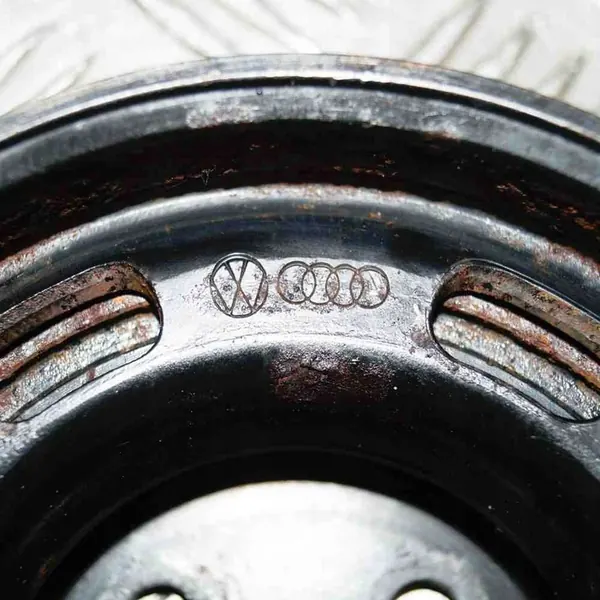 Polia do Virabrequim VW Passat Variant B5 06B105243D image 4