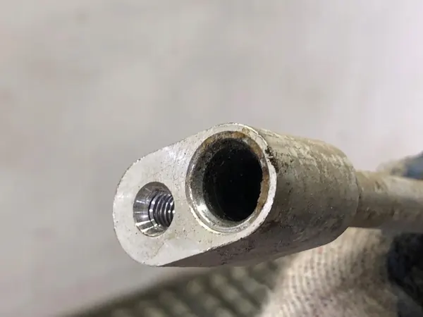 Ilmastointiputki Opel Vivaro B 1.6 121HV 14-19 Bussi 924621044R image 2