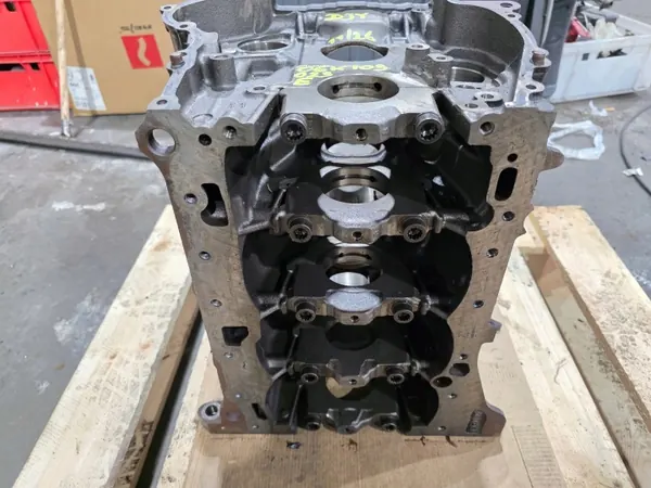 Bloque motor OEM 06K103023E para Audi 2.0 TFSI image 10