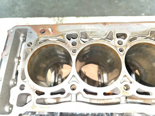 Bloque motor OEM 06K103023E para Audi 2.0 TFSI image 6