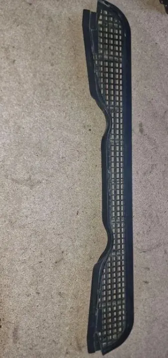 Protège-vitre BMW 3 E36 OEM 51131977679 image 2
