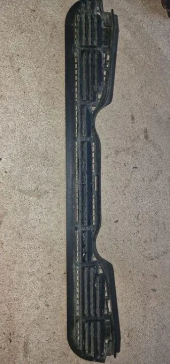 Protège-vitre BMW 3 E36 OEM 51131977679 image 3