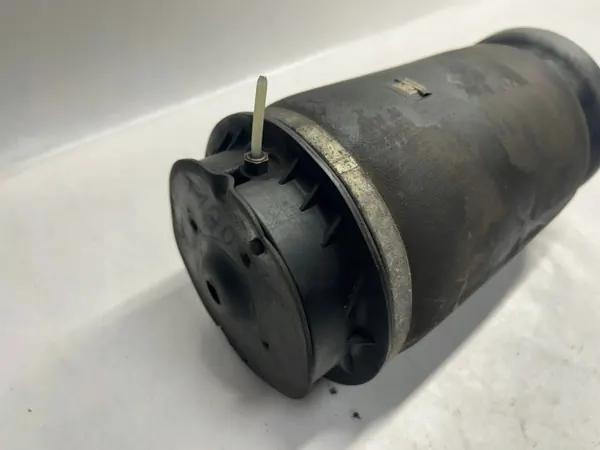 Mercedes-Benz GL X166 Luftfeder Hinterachse Links OEM 296276 image 3