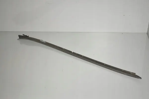 BMW X3 F25 Rechter raamafstrijker OEM 51317286180 image 3