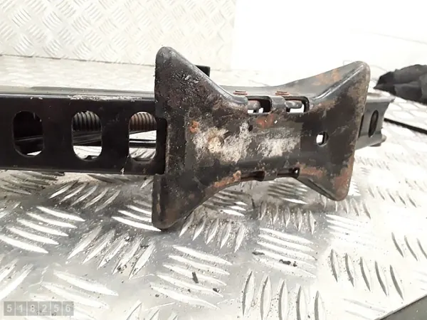 Ford OEM Reserverad-Werkzeugsatz - Gebraucht image 3