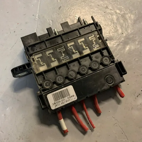 Zekeringen RENAULT KANGOO III IV CITAN W420 1.5 DCI 241148785R image 1