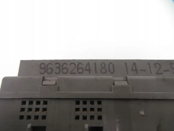 Sulakekotelo OEM 9636264180 Peugeot 306 Lift 1.6 8V:lle image 3