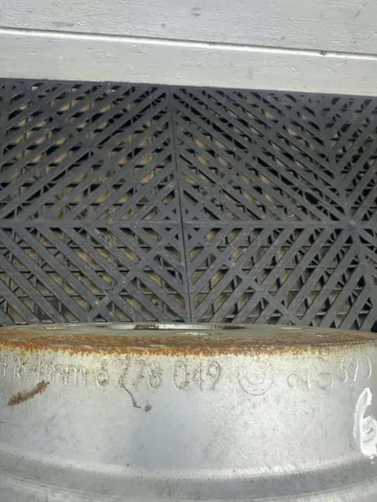 Hintere Bremsscheibe OEM 6778049 für BMW 1er image 3
