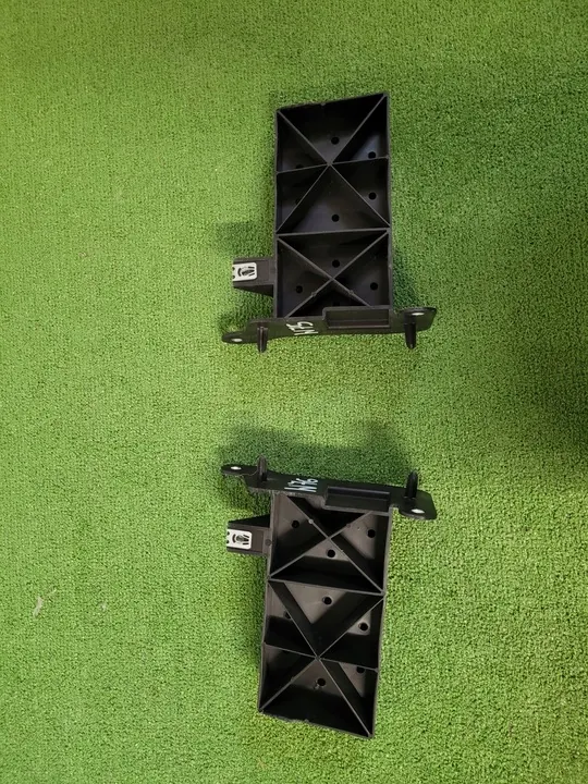 RENAULT TWINGO III MUOTOVYÖHYKE VASEN OIKEA 620935284R 620928531R image 2