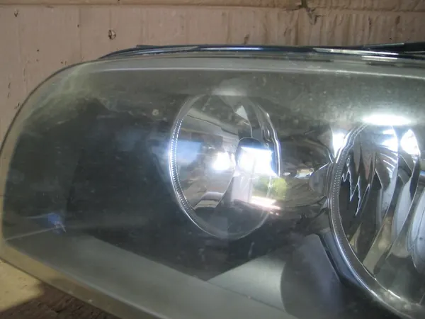 Farol dianteiro esquerdo BMW 1 E81 E82 E87 Valeo image 10