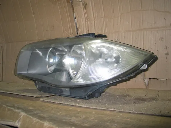 Farol dianteiro esquerdo BMW 1 E81 E82 E87 Valeo image 9