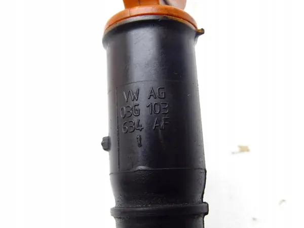 Öljymittaputki OEM 03G103634AF VW Touranille image 7
