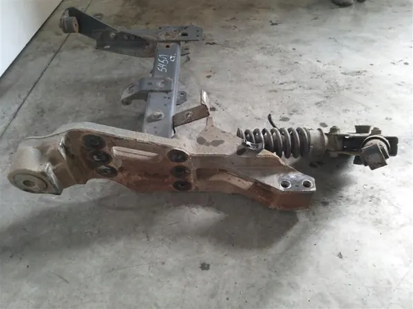 Support de serrure cabine arrière DAF CF 2007 OEM 1662110 image 6