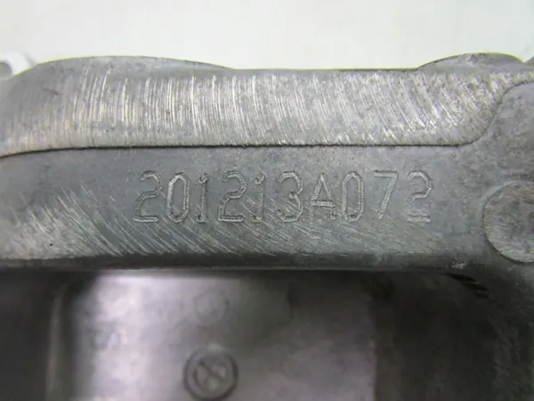 LEAF II ZE1 21R Halfshaft Support Bracket 201213A072 image 6