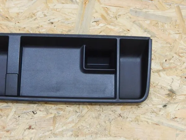 VW T5 Console plank OEM 7H0857922 - Gebruikt image 3