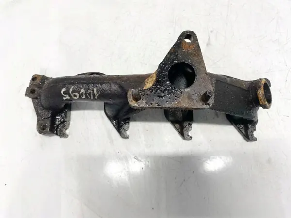 OEM 10182f pakoputken keräin Mitsubishi Space Starille image 2