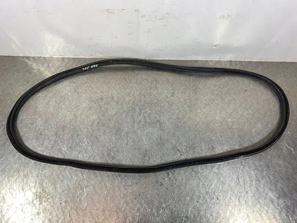 2023 MG ZS Joint de coffre FOB53471 image 3