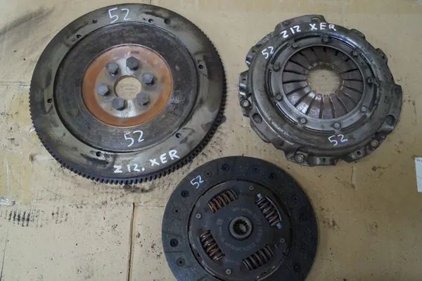 Opel Kytkin A12XER 1.2 16V image 2