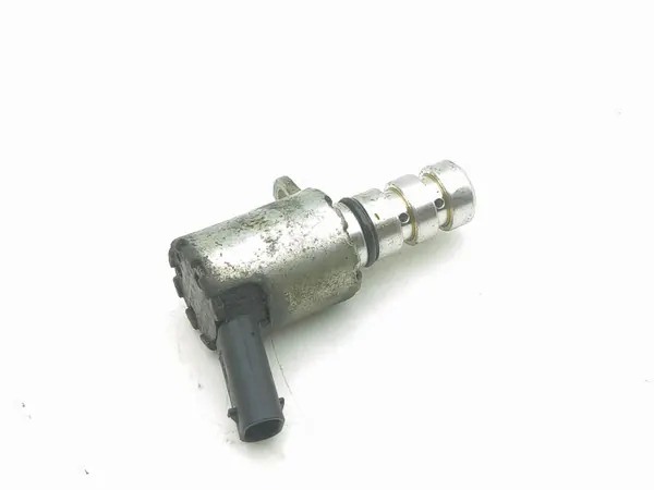 Válvula de árvore de cames Audi A6 S6 C8 4K 2021 OEM 06K115243 image 3