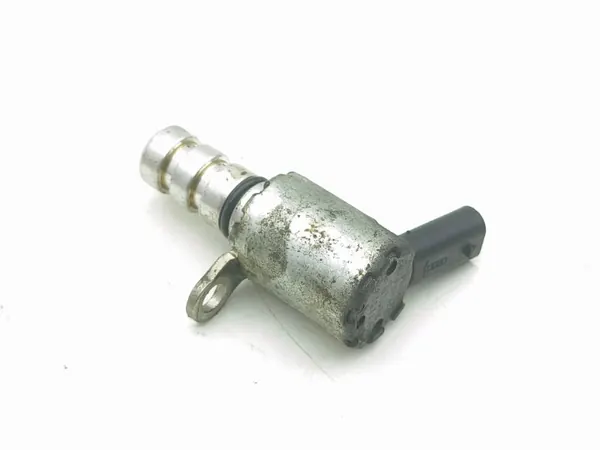 Válvula de árvore de cames Audi A6 S6 C8 4K 2021 OEM 06K115243 image 4