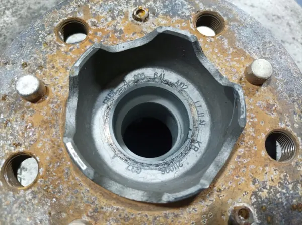 Mancal Traseiro Esquerdo BMW M4 G82 M3 G80 OEM 8095657 image 3
