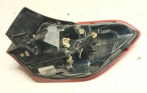 Vänster Baklykta Opel Astra J Kombi image 3