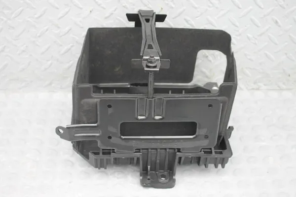 KIA RIO V STONIC Suporte de Bateria 37150-H8800 image 1