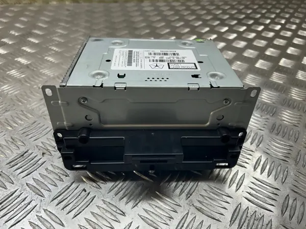 Radio Leser Wechsler Navigationseinheit OEM 68240132ZB image 2