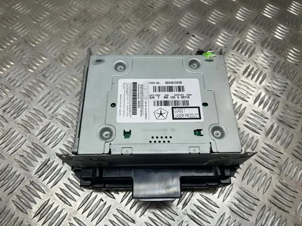 Radio Leser Wechsler Navigationseinheit OEM 68240132ZB image 4