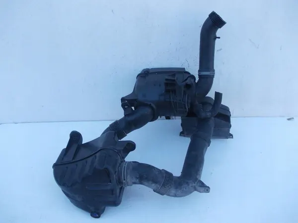 Volkswagen Ilmansuodattimen kotelo 1K0129622D image 6