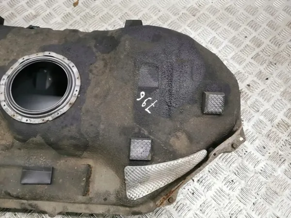 Tanque combustível OEM 31100H8420 para KIA Stonic 2022 image 4