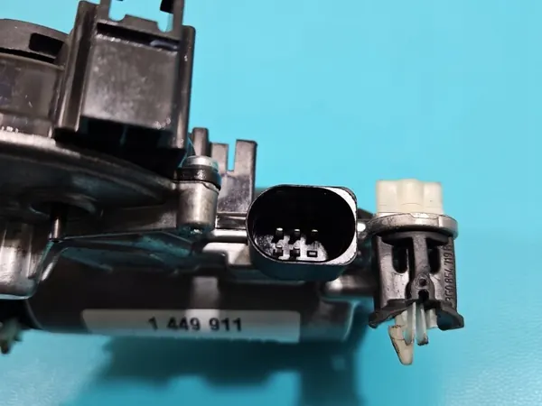 Serrure de hayon OEM 5TA827887C pour Skoda Karoq 17- image 3