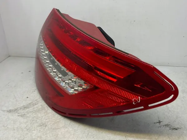 MERCEDES W204 C CLASS COUPE SEDAN RECHTER ACHTERLAMP A2048202764 image 9