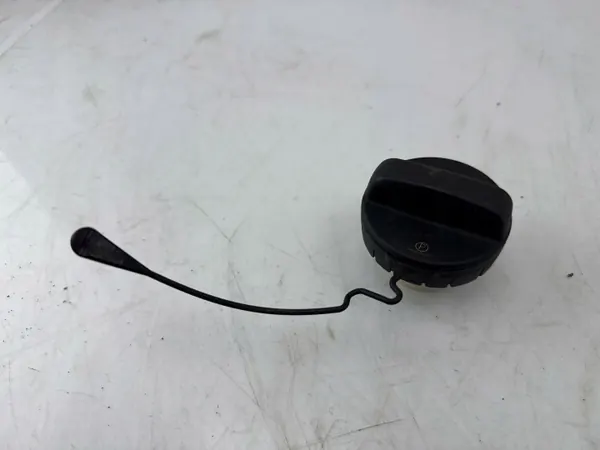 Toyota Yaris Cross 2023 Tankdop OEM 2303032344170168 image 2