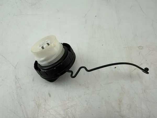 Toyota Yaris Cross 2023 Tankdop OEM 2303032344170168 image 3