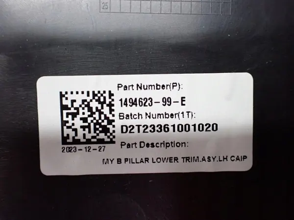 Tesla Säulenabdeckung links OEM 1494623-99-E Model Y image 3