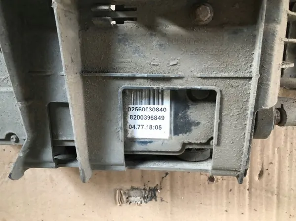 Module de frein à main électrique OEM 8200396849 Renault image 3