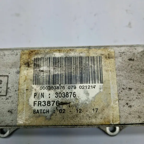 Refroidisseur d'huile boîte Maserati Ghibli OEM 000303876 image 4