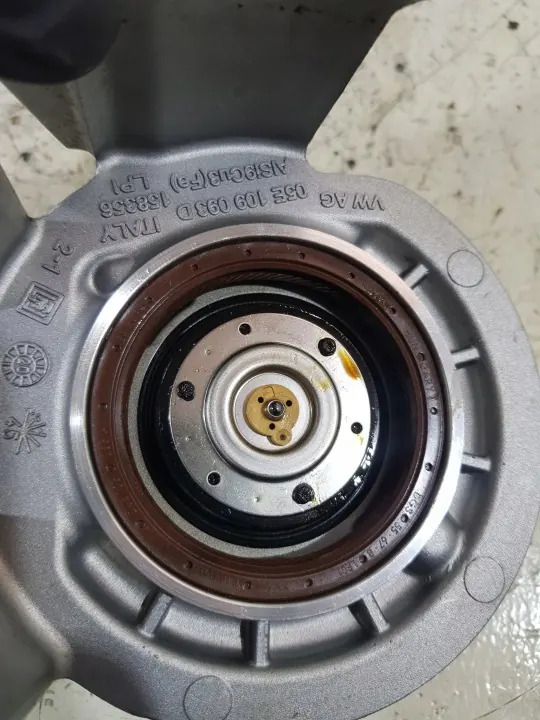 OEM 04E906423C Régulateur d'Arbre à Cames - Volkswagen image 7