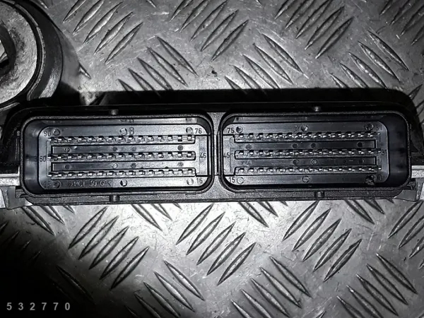 2003 Volvo S40 ECU 1800 Essence P30644185 image 4