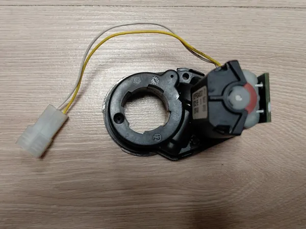 Moteur de rétroviseur droit CITROEN C4 PICASSO II GRAND PICASSO OE image 2