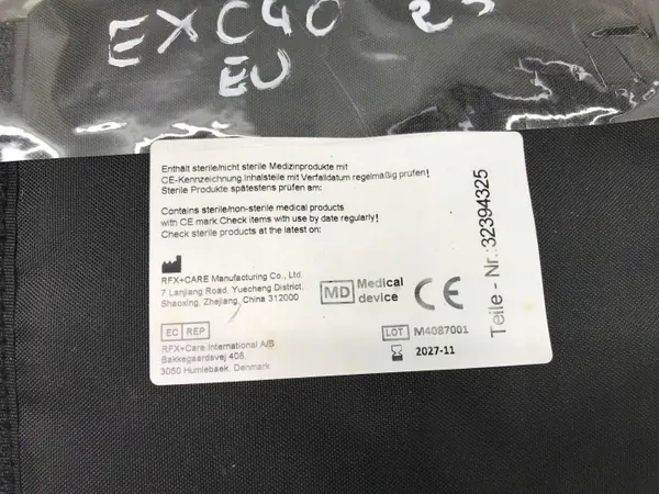 Volvo XC40 Recharge Erste-Hilfe-Set OEM 32394325 image 5