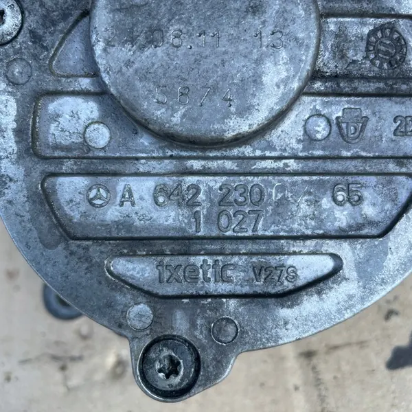 Imupumppu 3.0CDI V6 Mercedes W212 W218 W204 6422300765 image 3