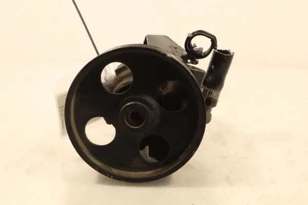 Pompe de direction OEM 96633817580 pour Peugeot 806 image 2